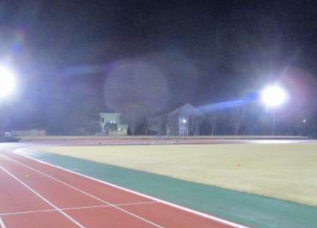 岩名運動公園陸上競技場 照明施設設置工事